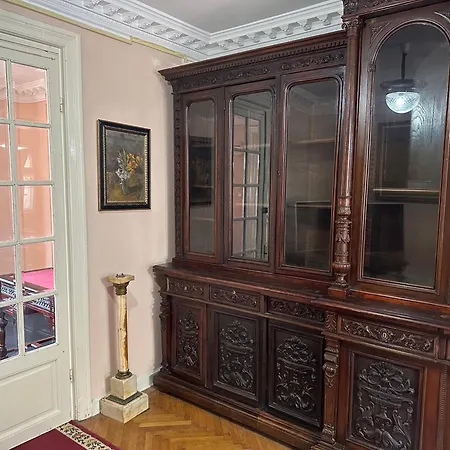Center Apartment