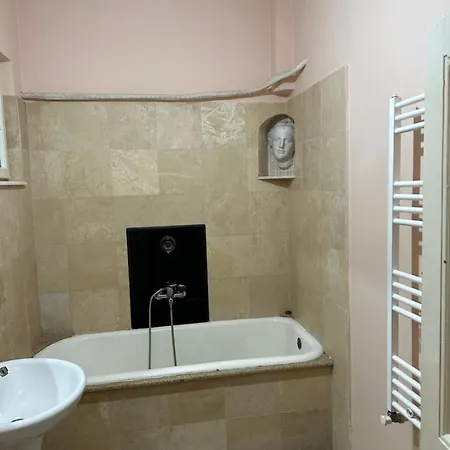 Apartment Center *