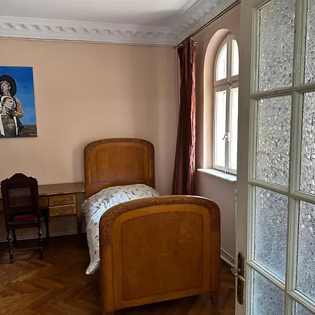 Apartment Center